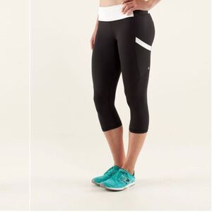Lululemon Run: Mod Moves Crop Legging 10